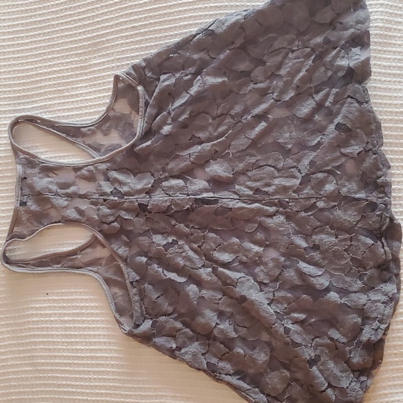 SUPER Cute 😍 Grey XSmall Wet Seal lace dressy shirt with zipper in front - Picture 2 of 5